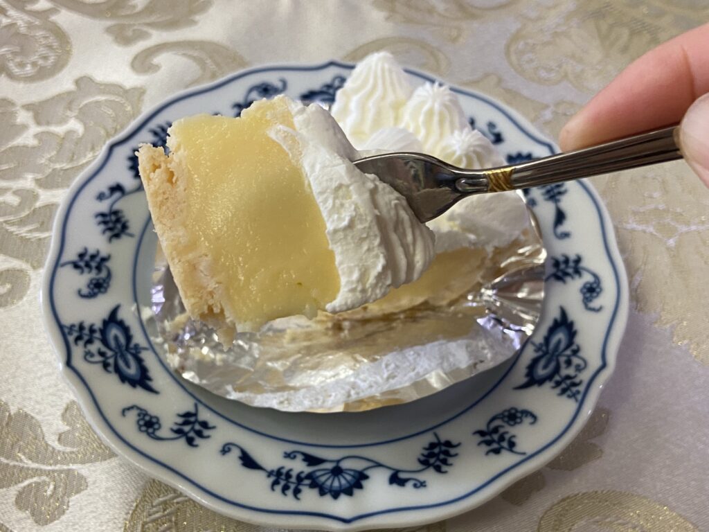 エーデルワイスのクリームパイ